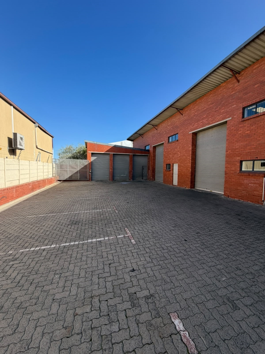 To Let Commercial Property for Rent in Brackenfell Industrial Western Cape
